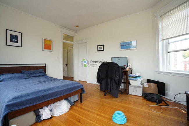 property at 42 Strathmore Rd