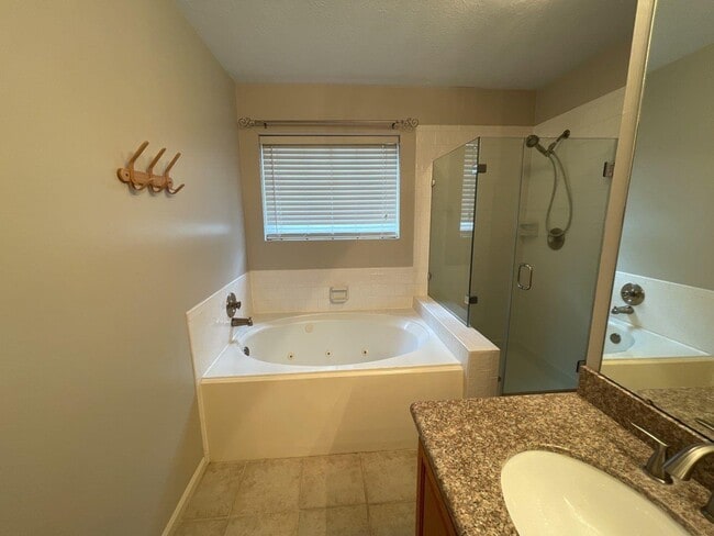 46 Sweetdream Pl in Spring, TX - Building Photo - Building Photo