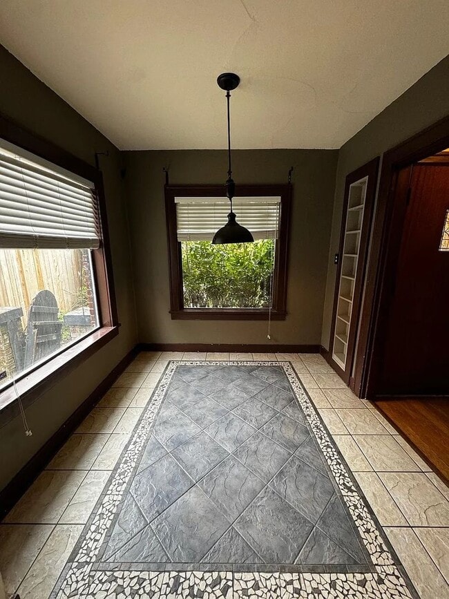 9222 35th Ave SW in Seattle, WA - Building Photo - Building Photo