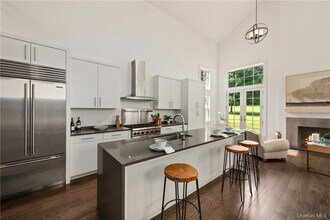 40 Old Post Rd in Mt Kisco, NY - Building Photo - Building Photo