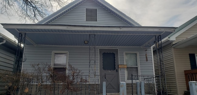 1735 Monroe Ave in Huntington, WV - Building Photo - Building Photo