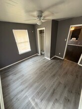 405 Groff Ave in San Antonio, TX - Building Photo - Building Photo