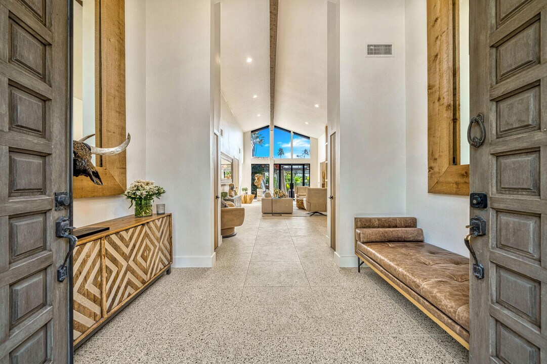 17 Lincoln Pl in Rancho Mirage, CA - Building Photo
