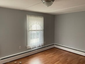 376 E Blackwell St in Dover, NJ - Foto de edificio - Building Photo