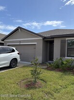 1453 Mineral Lp Dr NW in Palm Bay, FL - Building Photo