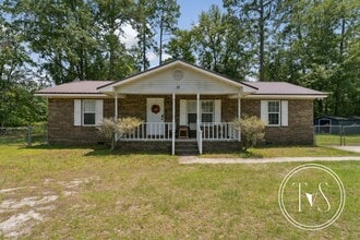 32 Gregory Ct in Allenhurst, GA - Building Photo - Building Photo