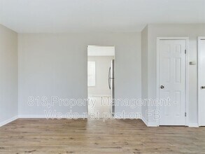 11315 Booth Ave in Kansas City, MO - Building Photo - Building Photo