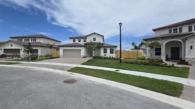 property at 2727 SE 23rd Terrace