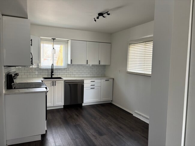 property at 620 Nahma Ave