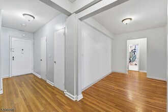 2520 John F. Kennedy Blvd in Jersey City, NJ - Building Photo - Building Photo