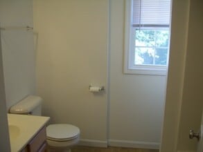 126 Mill St in Lancaster, MA - Building Photo - Building Photo