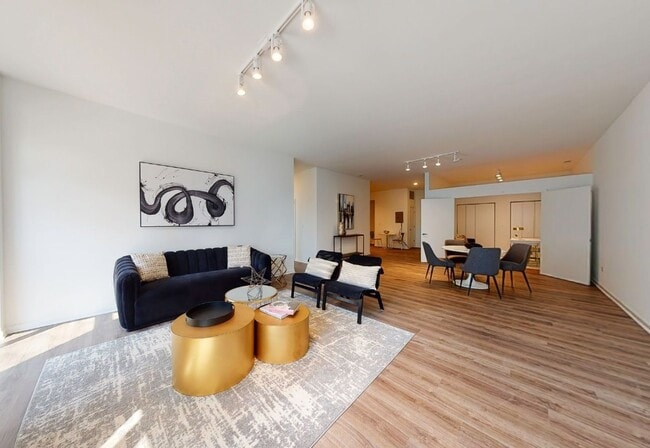 property at 2550 S Wabash Ave