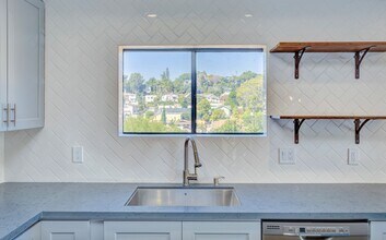 1520 Marsden St in Los Angeles, CA - Building Photo - Building Photo