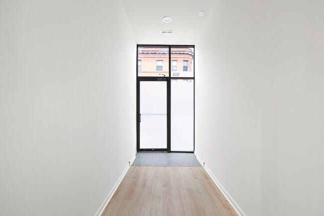 3121 N California Ave in Chicago, IL - Building Photo - Building Photo