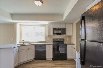3850 Lisbon Ct in Denver, CO - Building Photo - Building Photo