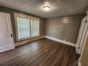 1-01-1/2 11th St in Logansport, IN - Building Photo - Building Photo