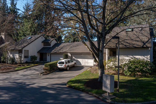 1700 159th Ave NE in Bellevue, WA - Building Photo - Building Photo