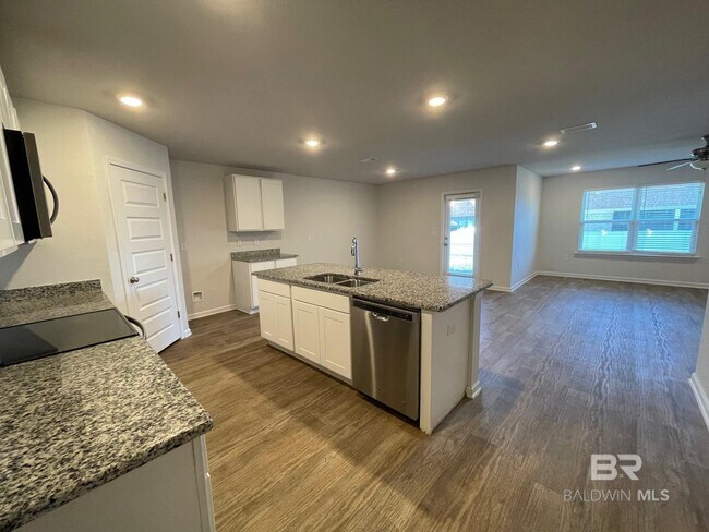 10817 Northern Dancer Ct in Daphne, AL - Building Photo - Building Photo