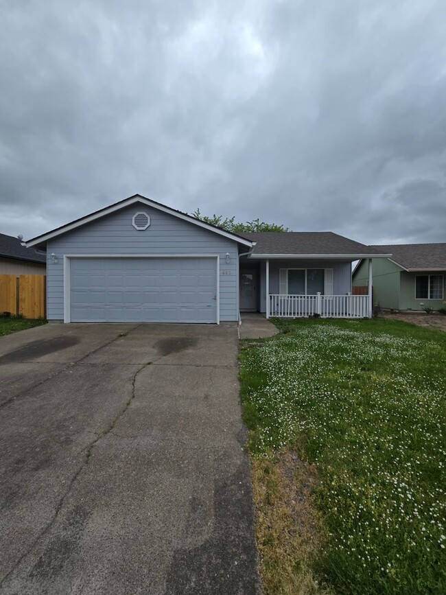 property at 662 Sunrise Dr S