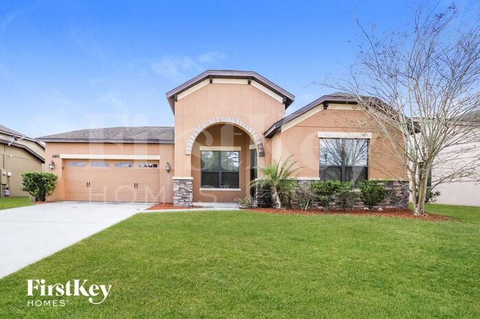3086 Pointe Pl Ave in Kissimmee, FL - Foto de edificio