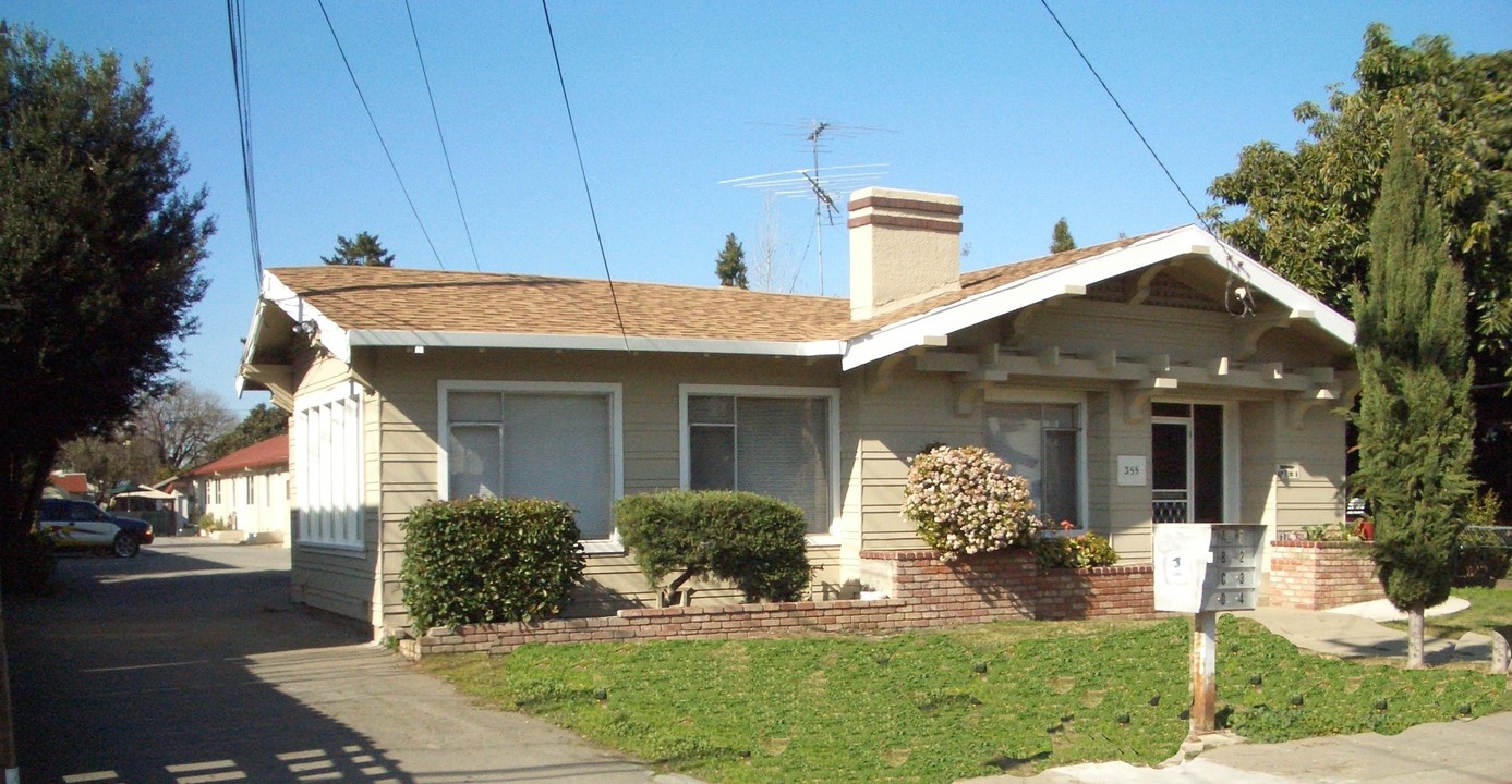 355 S Willard Ave in San Jose, CA - Foto de edificio