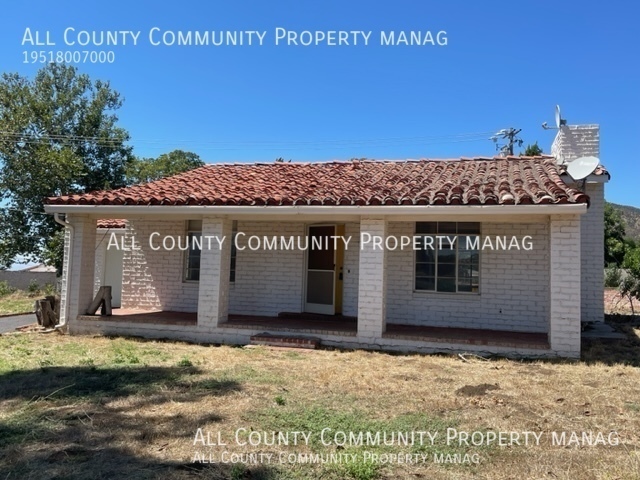 9383 Oak Glen Rd in Cherry Valley, CA - Building Photo - Building Photo