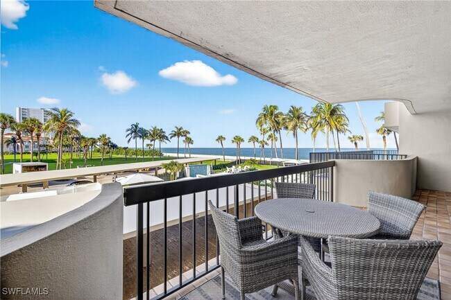property at 4001 Gulf Shore Blvd N