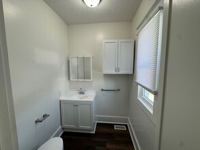 1537 24th Ave in Moline, IL - Building Photo - Building Photo