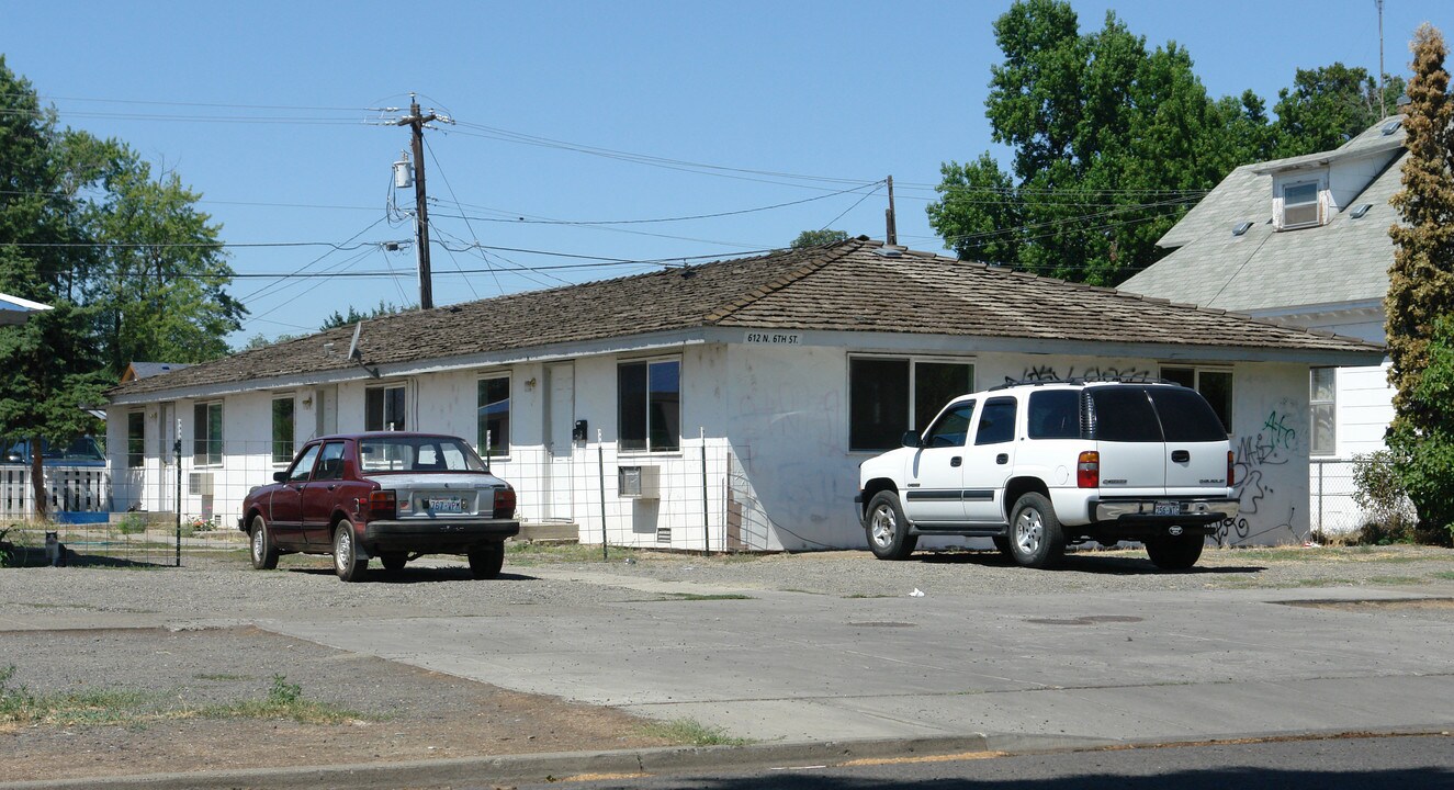 610-612 N 6th St in Yakima, WA - Building Photo