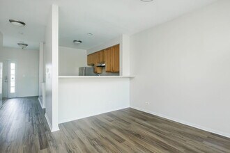 2943 Kentshire Cir in Naperville, IL - Building Photo - Building Photo