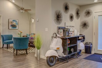 Seventytwo27 Apartments Austin Tx Apartments