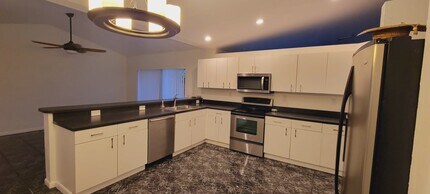 9831 NW 53rd Ct in Coral Springs, FL - Building Photo - Building Photo