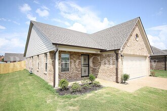 9120 Mallard Park Blvd in Walls, MS - Building Photo - Building Photo