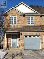 4710 Colombo Crescent in Mississauga, ON - Building Photo