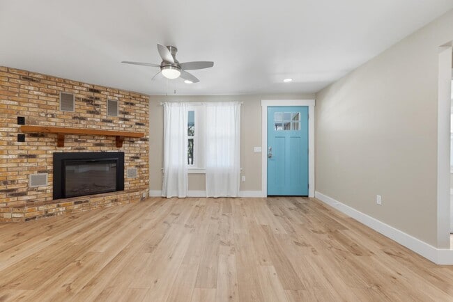 property at 103 W Centre St