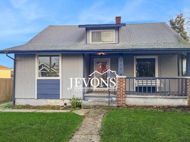 1823 S Adams St in Tacoma, WA - Building Photo - Building Photo