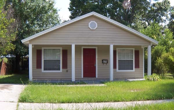 324 W 16th St in Jacksonville, FL - Building Photo