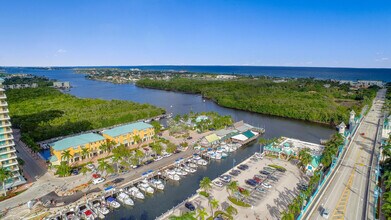 306 E Ocean Ave in Boynton Beach, FL - Building Photo - Building Photo