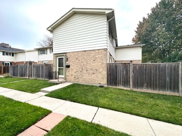 property at 81 Conway Dr