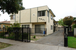 4041 Baywood St in Los Angeles, CA - Building Photo