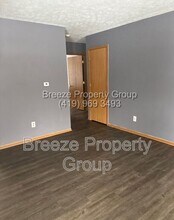 329 S Jackson St in Youngstown, OH - Building Photo - Building Photo