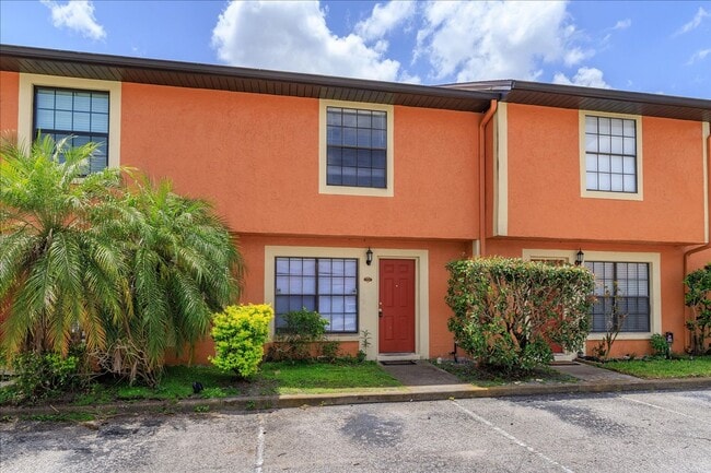 7328 Forest Hill Ct