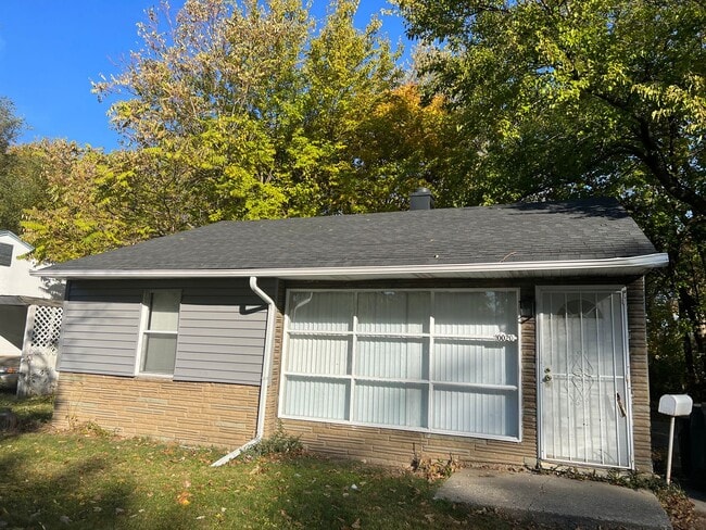 10020 Corning St in Oak Park, MI - Building Photo - Building Photo