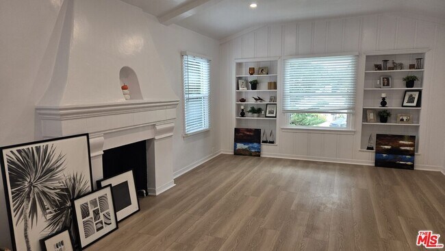 4269 McClung Dr in Los Angeles, CA - Building Photo - Building Photo