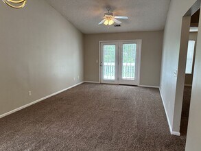 226 Magnolia Plantation Ct in Hinesville, GA - Building Photo - Building Photo