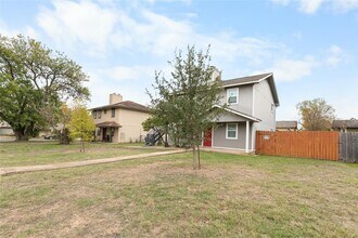 2107 Conestoga Trail in Austin, TX - Building Photo - Building Photo
