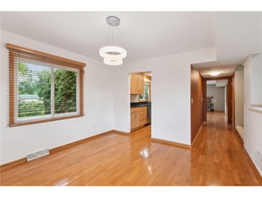 10829 Forestview Cir in Eden Prairie, MN - Building Photo - Building Photo