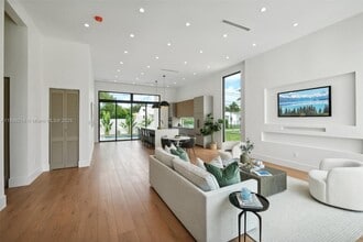 510 NW 50th St in Miami, FL - Building Photo - Building Photo