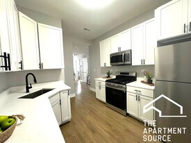 3830 N Wilton Ave, Unit 3 in Chicago, IL - Building Photo