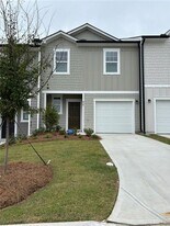 317 Winton Wy in Villa Rica, GA - Building Photo